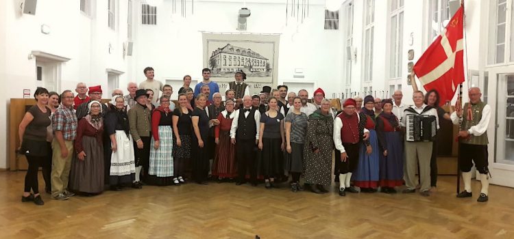 Folklore-Besuch aus Dänemark