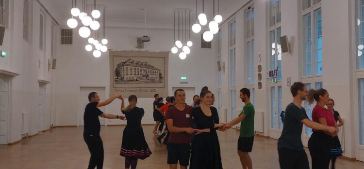 Dance workshop with Greek and Bulgarian dances