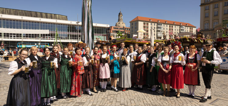 Dresdner Bänderbaumtanz 2026 – MittänzerInnen gesucht